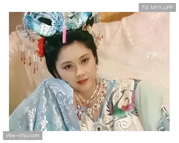朱琳拎菜篮像邻家大姐,抬头一看是私人车位牌,我的世界观碎了